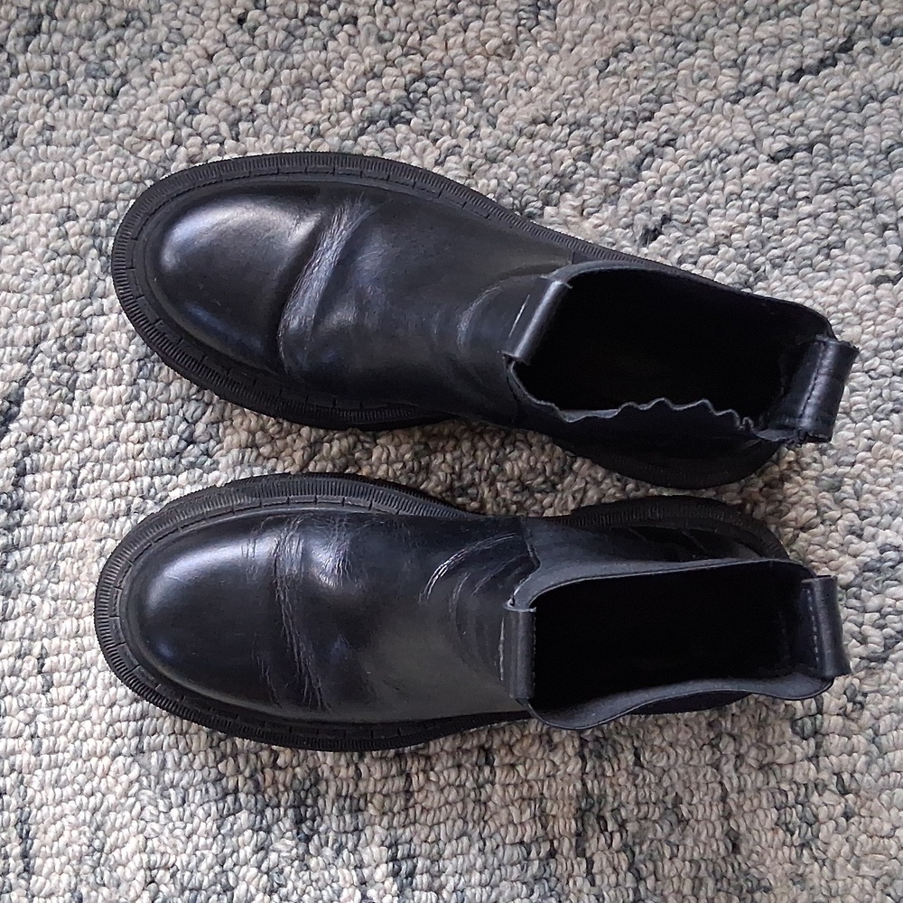 Platform Leather Chelsea Boots - Picture 5 of 5